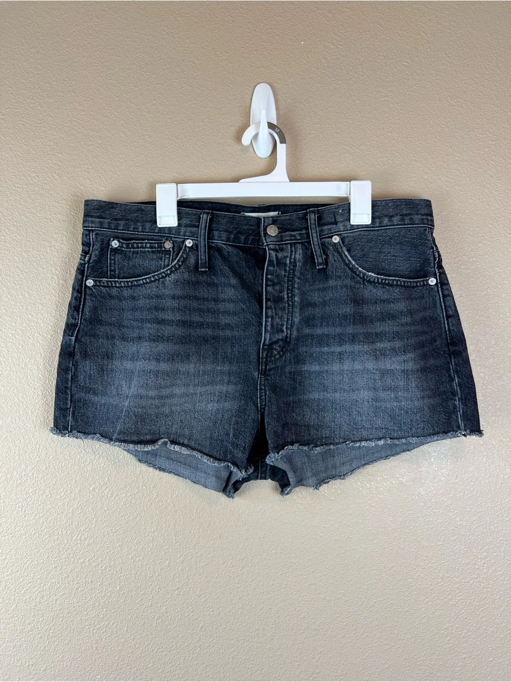 madewell relaxed denim shorts black